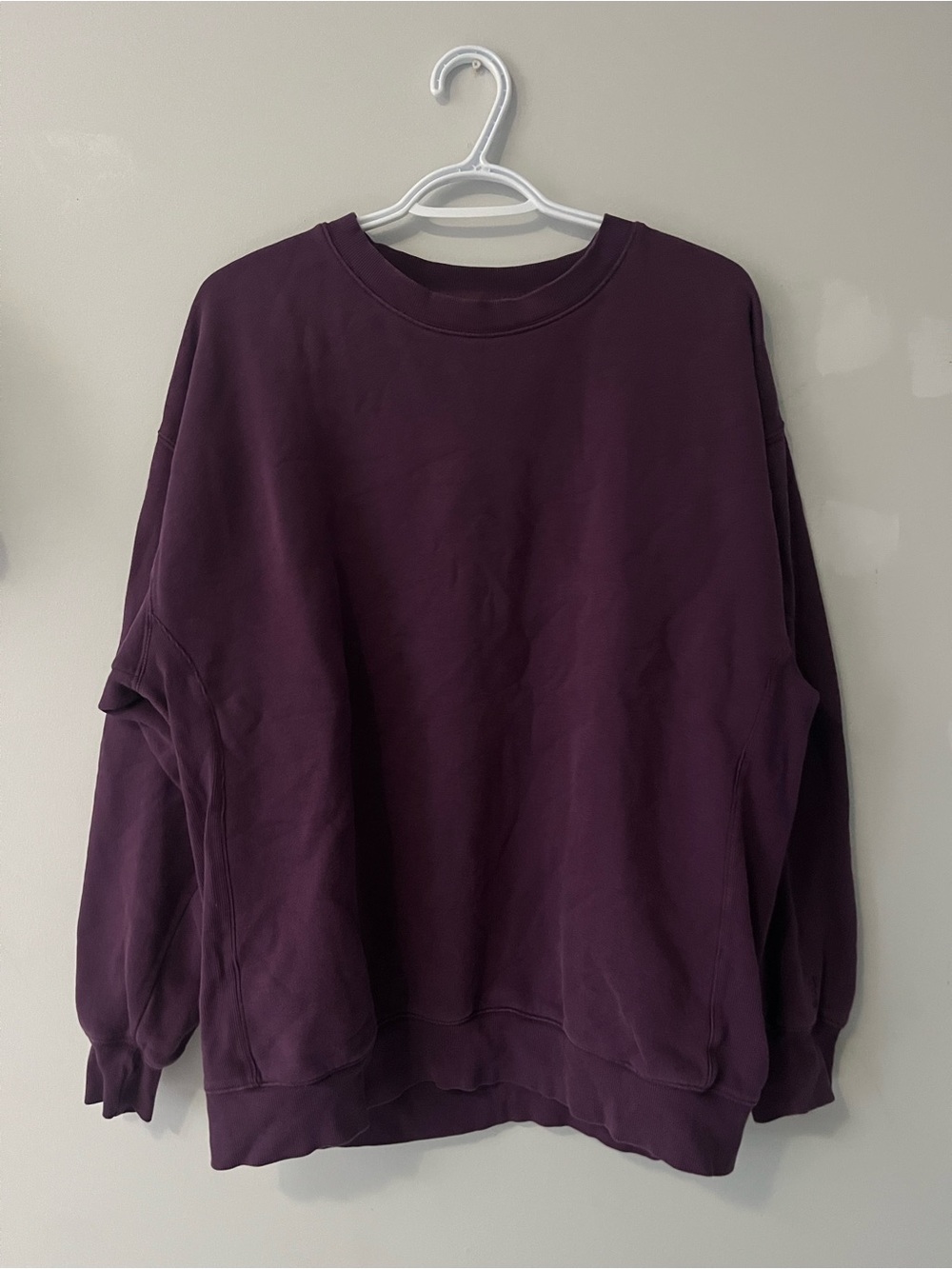 TNA Women's cozy fleece Crewneck Sweatshirt in Deep Plum